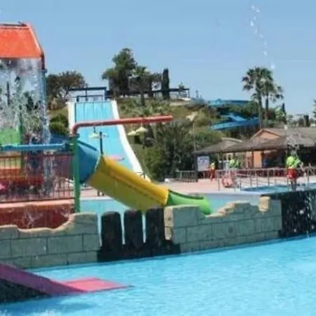 Casa La Zenia Elite Townhouse With Shared Pool And 10 Minutes Walk To Beach Holiday home Orihuela